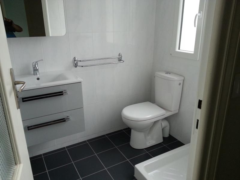 Salle d'eau + WC