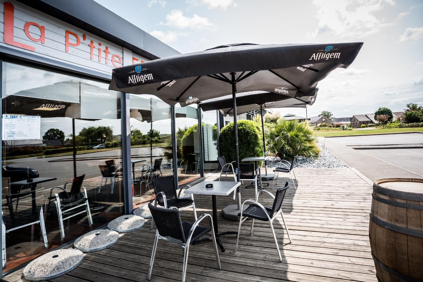 Terrasse ensoleillée