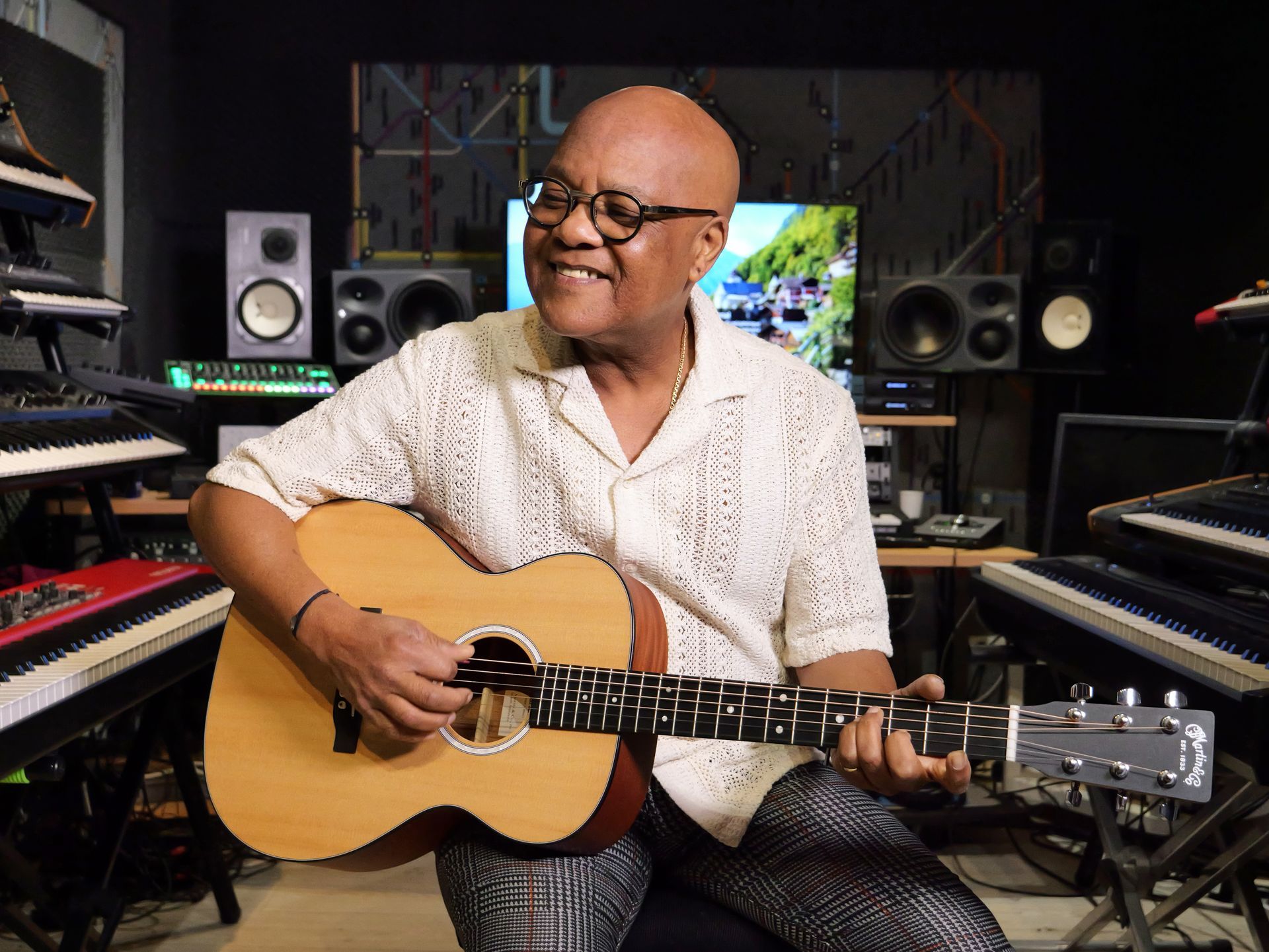 Mario Ramsamy à la guitare