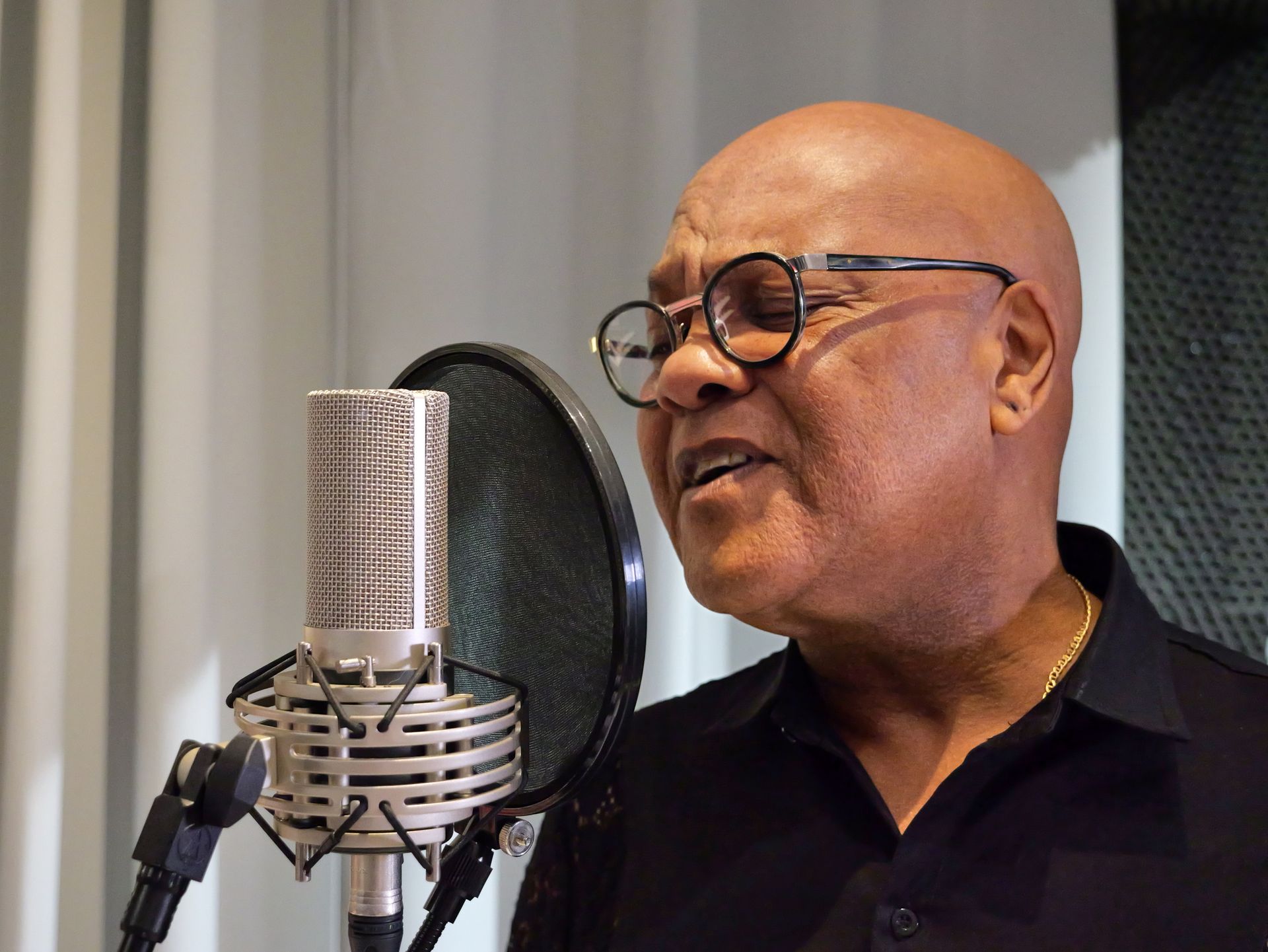 Mario Ramsamy au chant