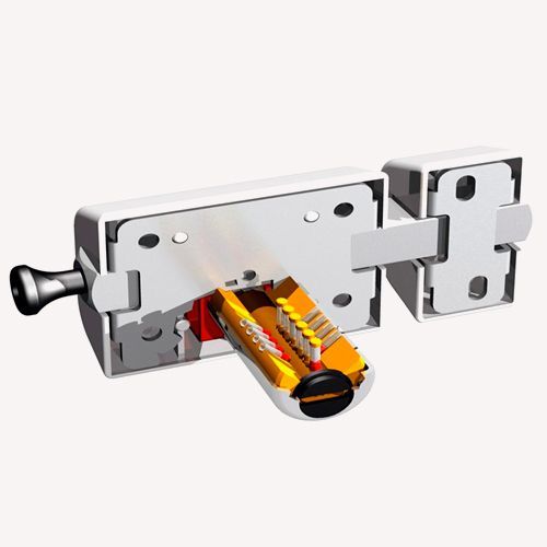 Un primer plano de un candado dorado sobre un fondo blanco.