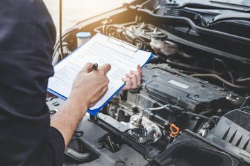 Kontrolle von Motor
