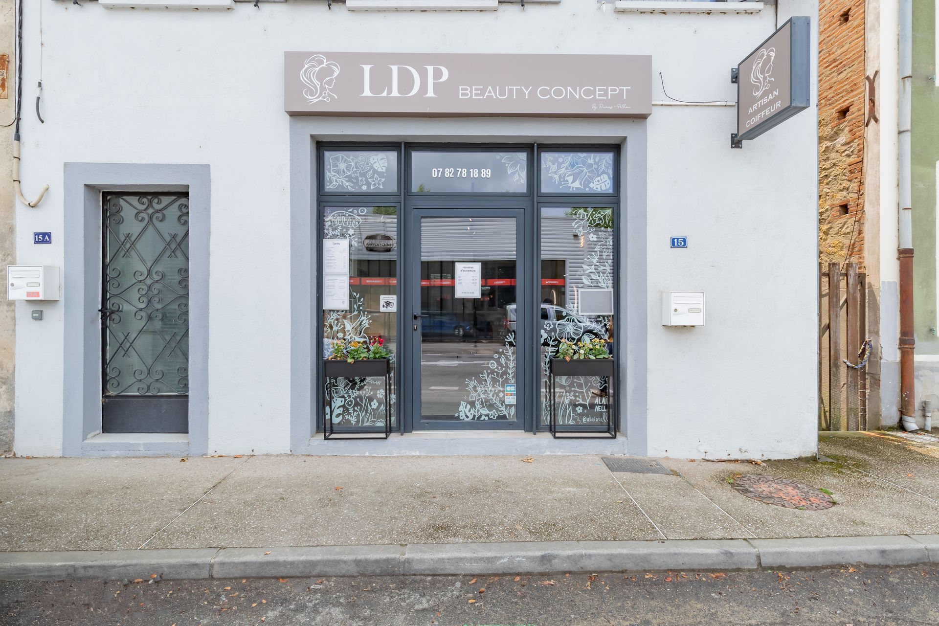 La devanture du salon de coiffure LDP Beauty Concept.