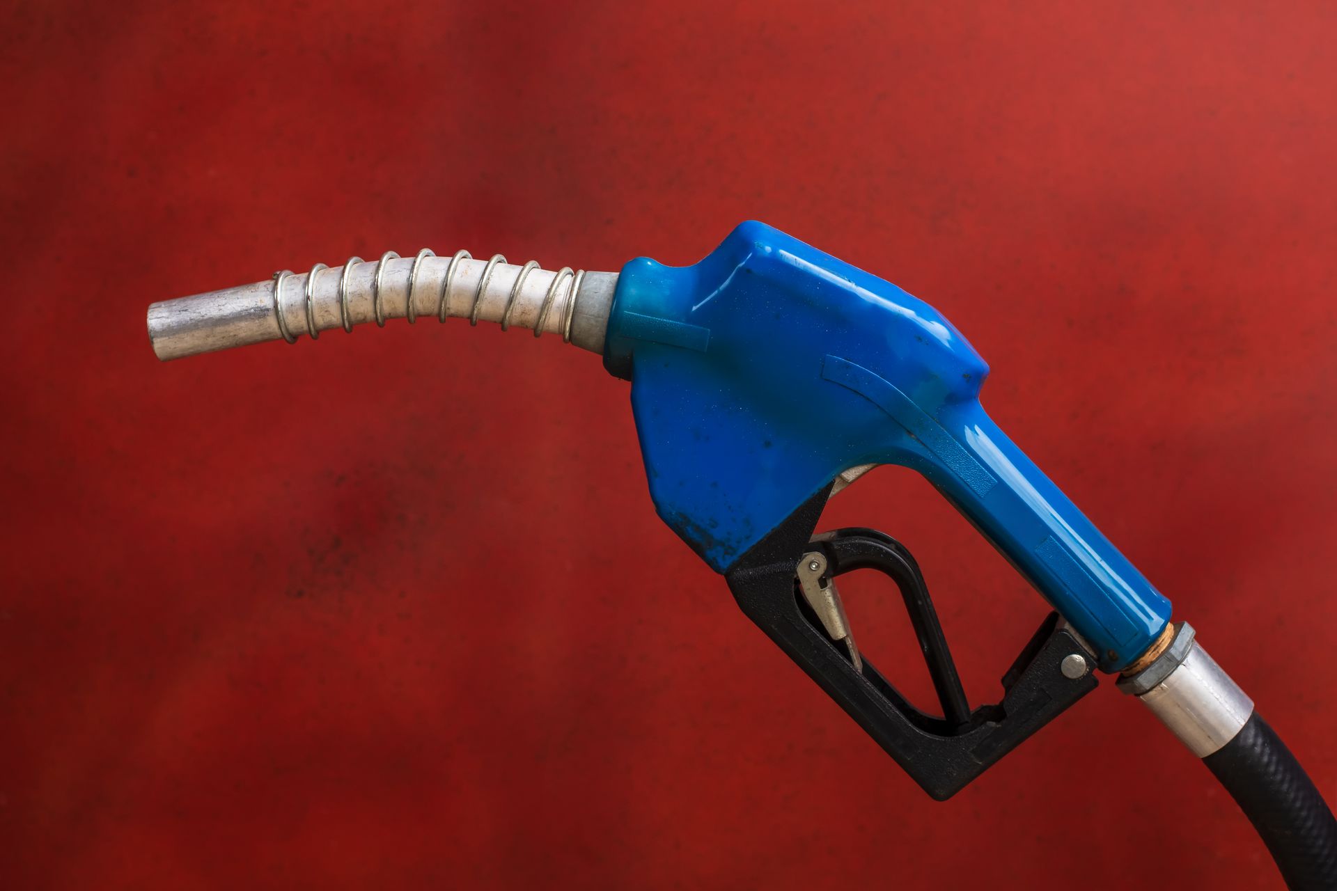 Pistolet de carburant bleu