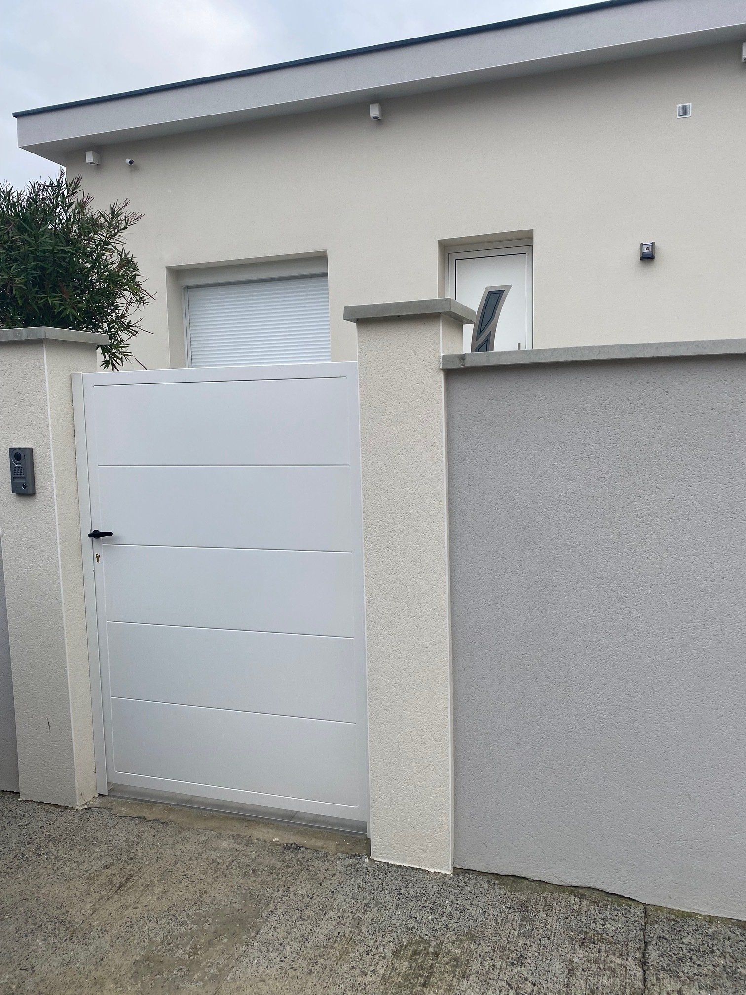 Portillon avec remplissage de 5 bandes de tôle pleine