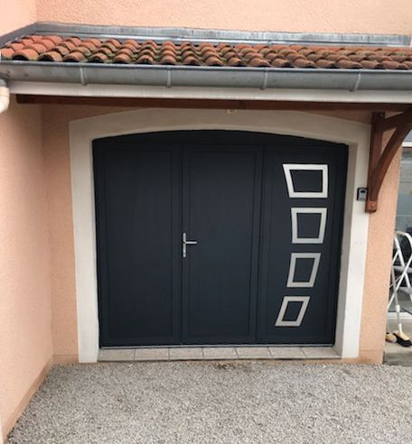 Porte de garage en alu