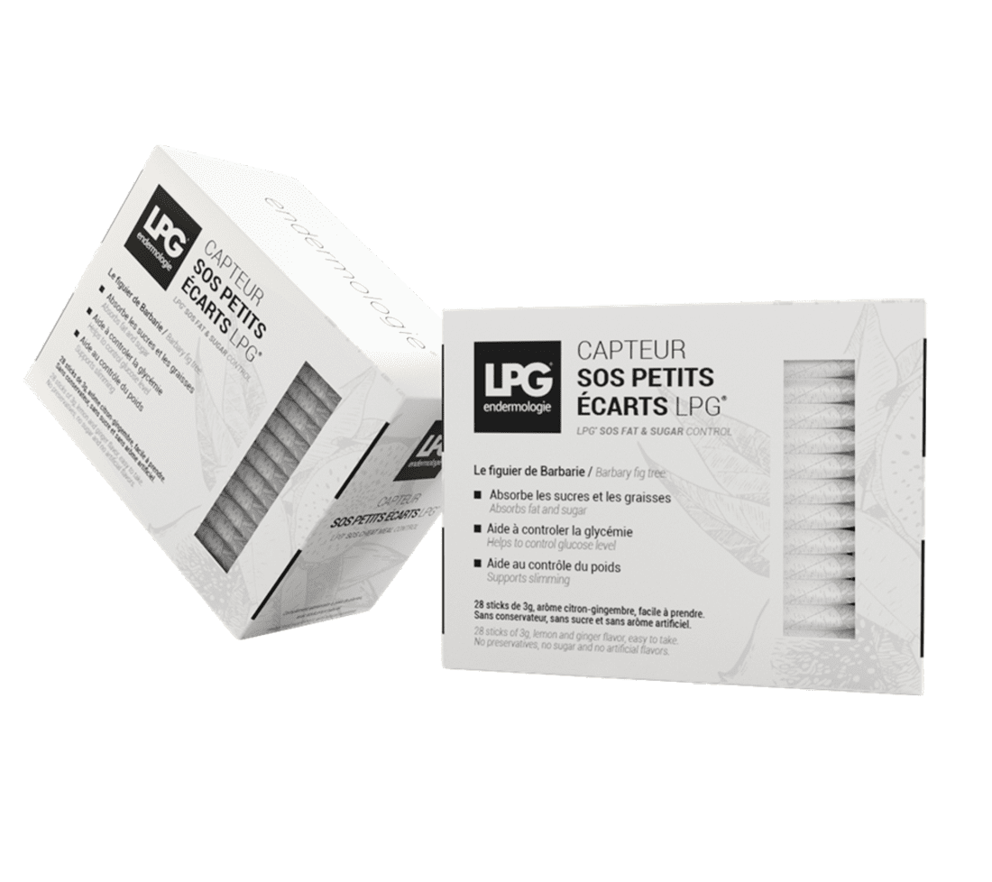 Dos cajas de GLP SOS Petits Ecarts GLP sobre un fondo blanco