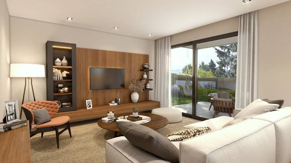 Salon avec lambris, télévision, mobilier moderne et vue sur l'extérieur.