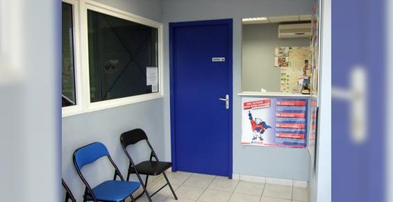 contrôle technique - salle d'attente