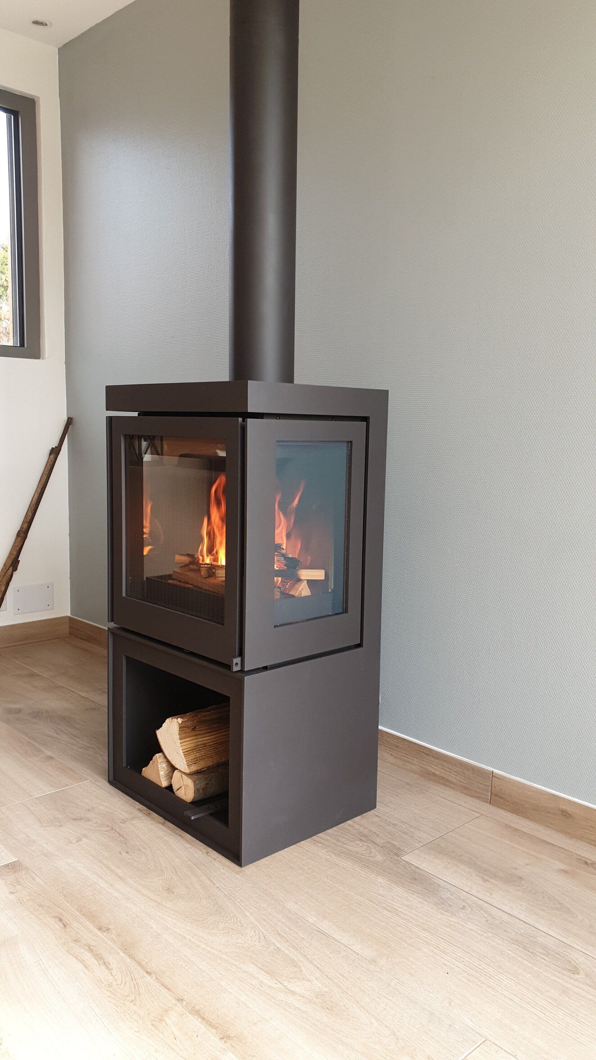 Poêle à bois carré