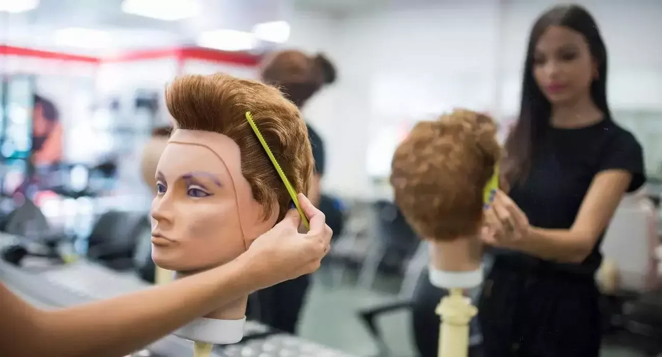 Haartechnik - Integration Seminar, Haarakademie Bergmann