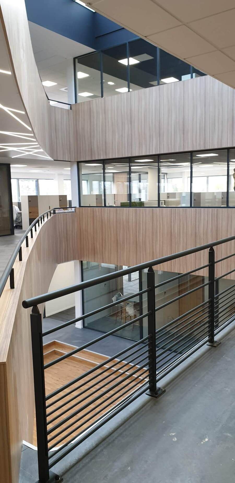 Intérieur de bâtiment réalisé par l'entreprise CLOISONPLAF