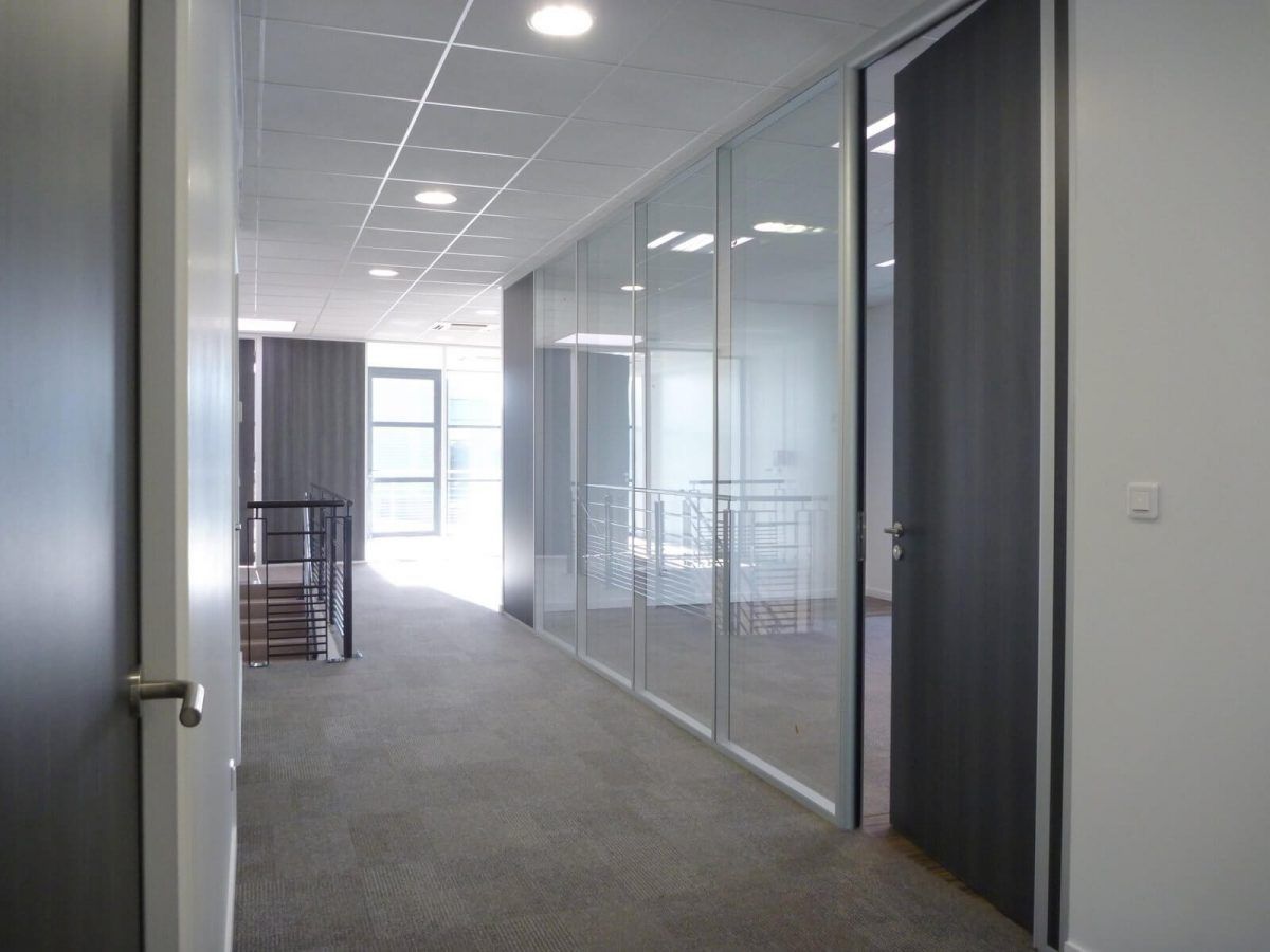 Couloir de bureau