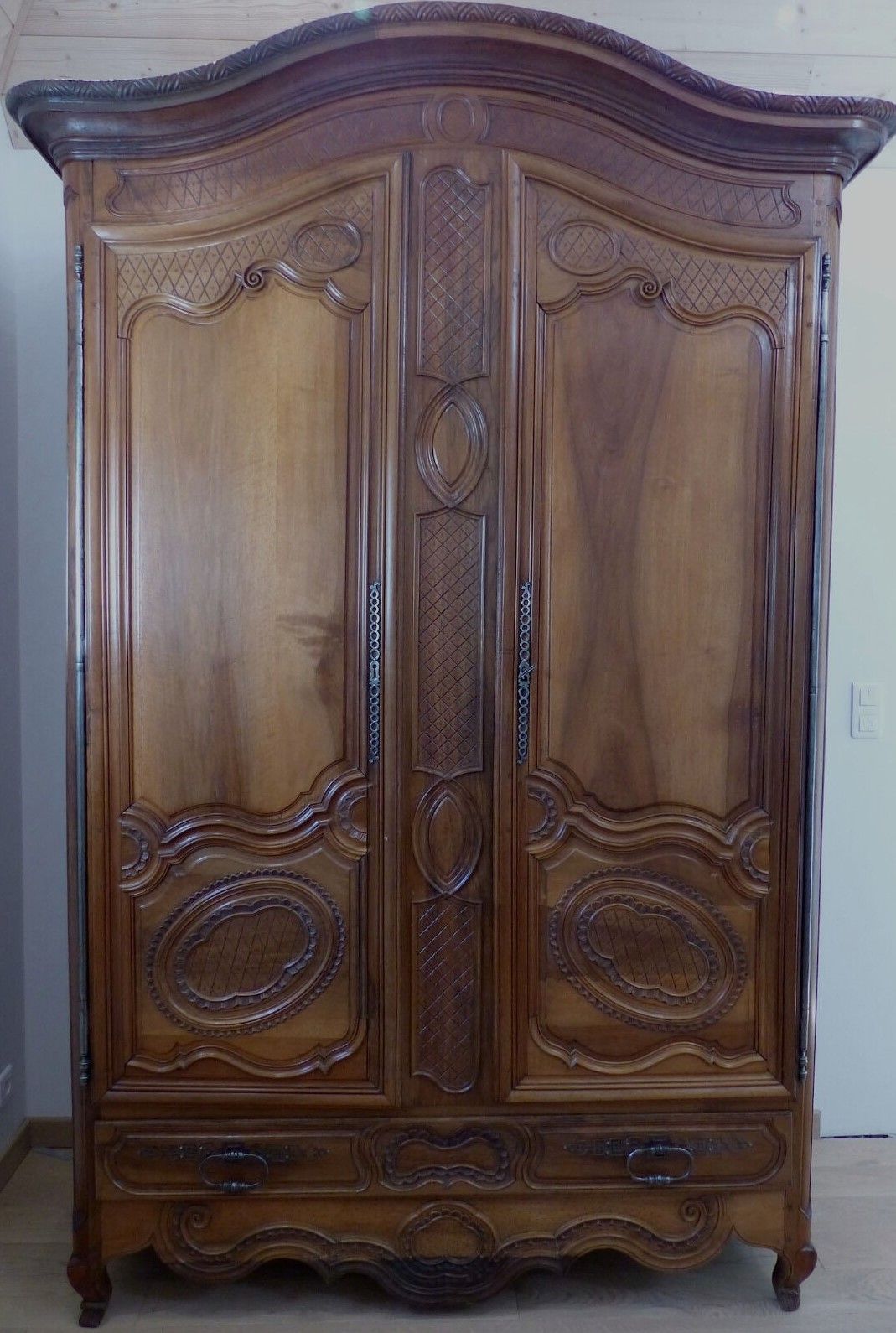 Armoire