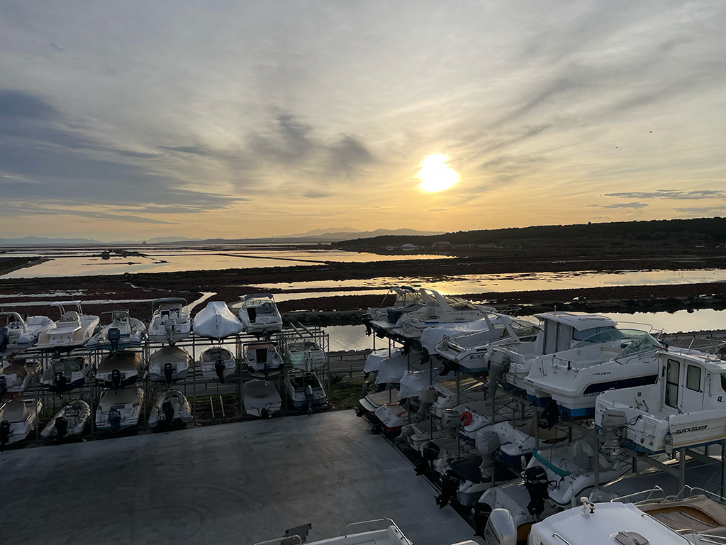 Couché de soleil près du Gruissan Port à Sec
