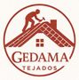 Un logotipo de color granate que muestra a una persona trabajando en un tejado, con el texto "JEDAMA TEJADOS"