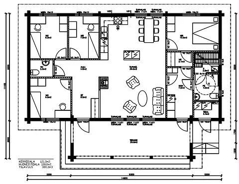 Arkitektonisk plantegning av en tømmerhytte, med flere rom, møbeloppsett og dimensjoner.