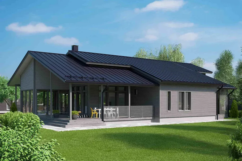 Modernes graues Haus mit schwarzem Dach, überdachter Terrasse und grünem Rasen unter blauem Himmel.