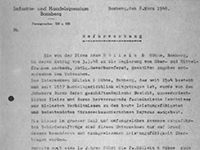 Eine Nahaufnahme eines Blattes Papier mit viel Schrift darauf.