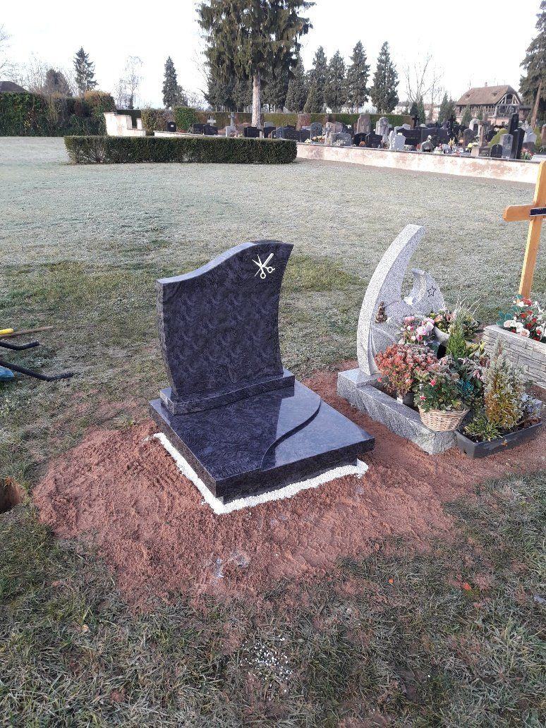 Monument funéraire granit noir pour coiffeur