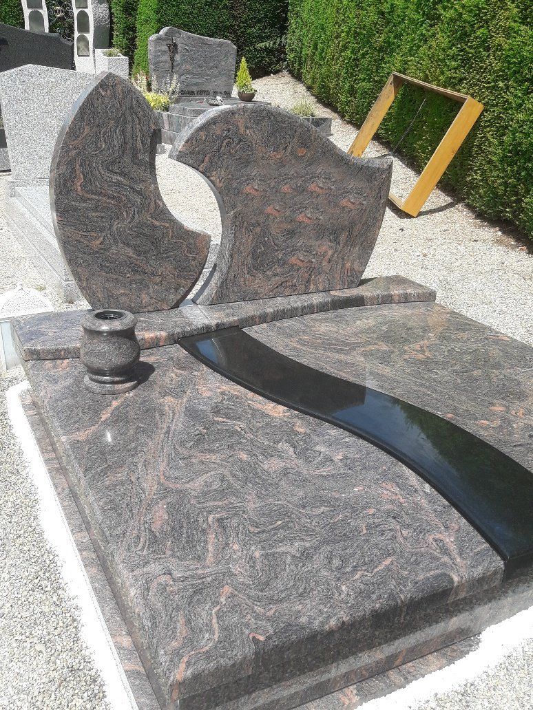 Monument funéraire sur mesure