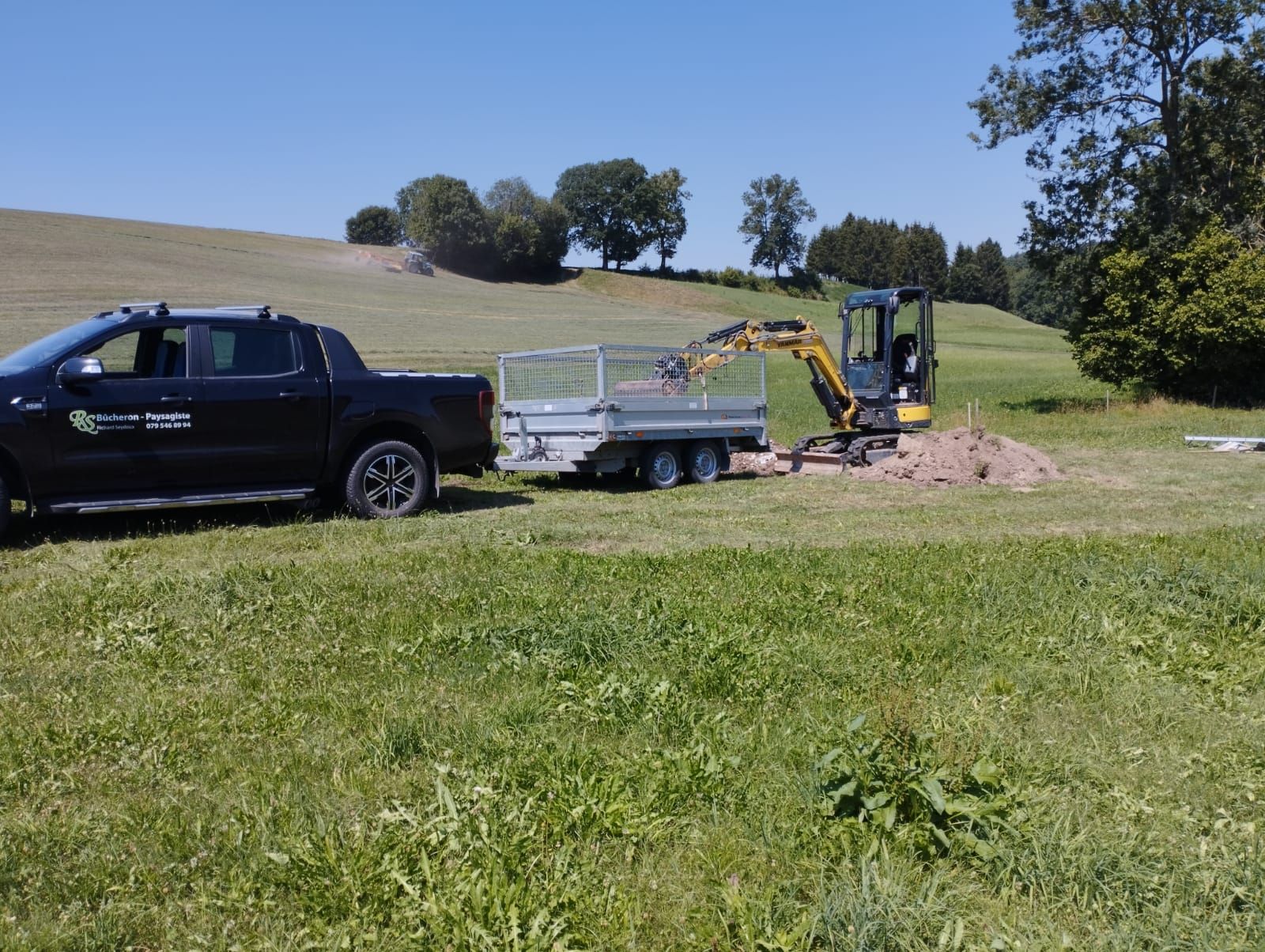 Paysagisme - Richard Seydoux Bûcheron-Paysagiste- Richard Paysagisme - Richard Seydoux Bûcheron-PaysagisteBûcheron-Paysagiste