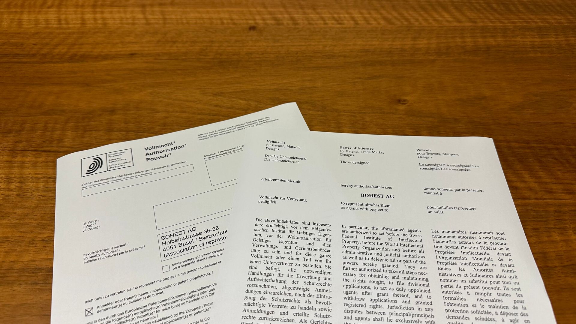 Anwalt Vertragsunterzeichnung