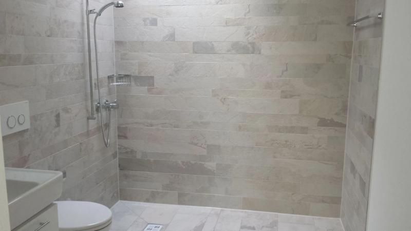 revêtements de murs de salle de bain