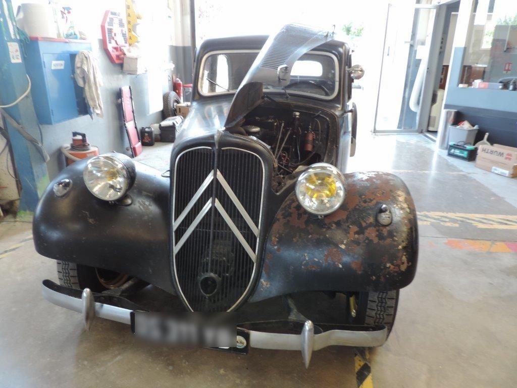 RESTAURATION CITROEN TRACTION 1953