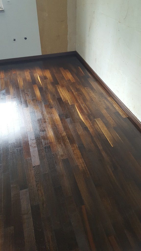 Bodenbelag Holz Dohle dunkel Parkett