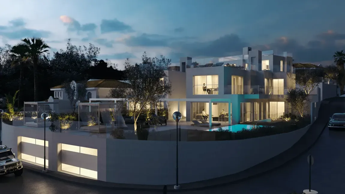 Villa moderna al atardecer con fachada iluminada, piscina y vista a la calle.