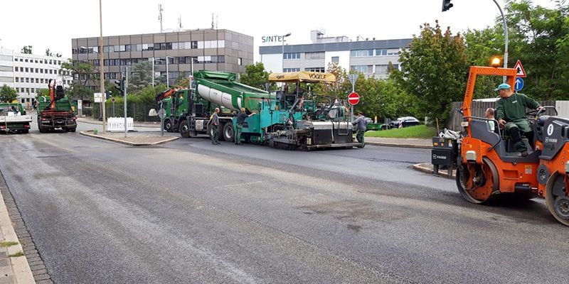 Astra strassenbau gmbh, strassenbau nuernberg, pflasterarbeiten nuernberg, einfahrten, gehwege,terrassen, strassen- und wegebau nuernberg, jobs nuernberg, jobs strassenbau nuernberg, facharbeiter strassen- und asphaltbau, baugeraetefuehrer, ausbildung bei astra, ausbildung nuernberg baubranche, ausbildung strassenbauer, ausbildung baugeraetefuehrer, ausbildung 2020, karriere bauwesen nuernberg, familienunternehmen nuernberg, strassenbauvorhaben, erfahrenes pflasterunternehmen, kreatives pflasterunternehmen, individuelles design aus stein