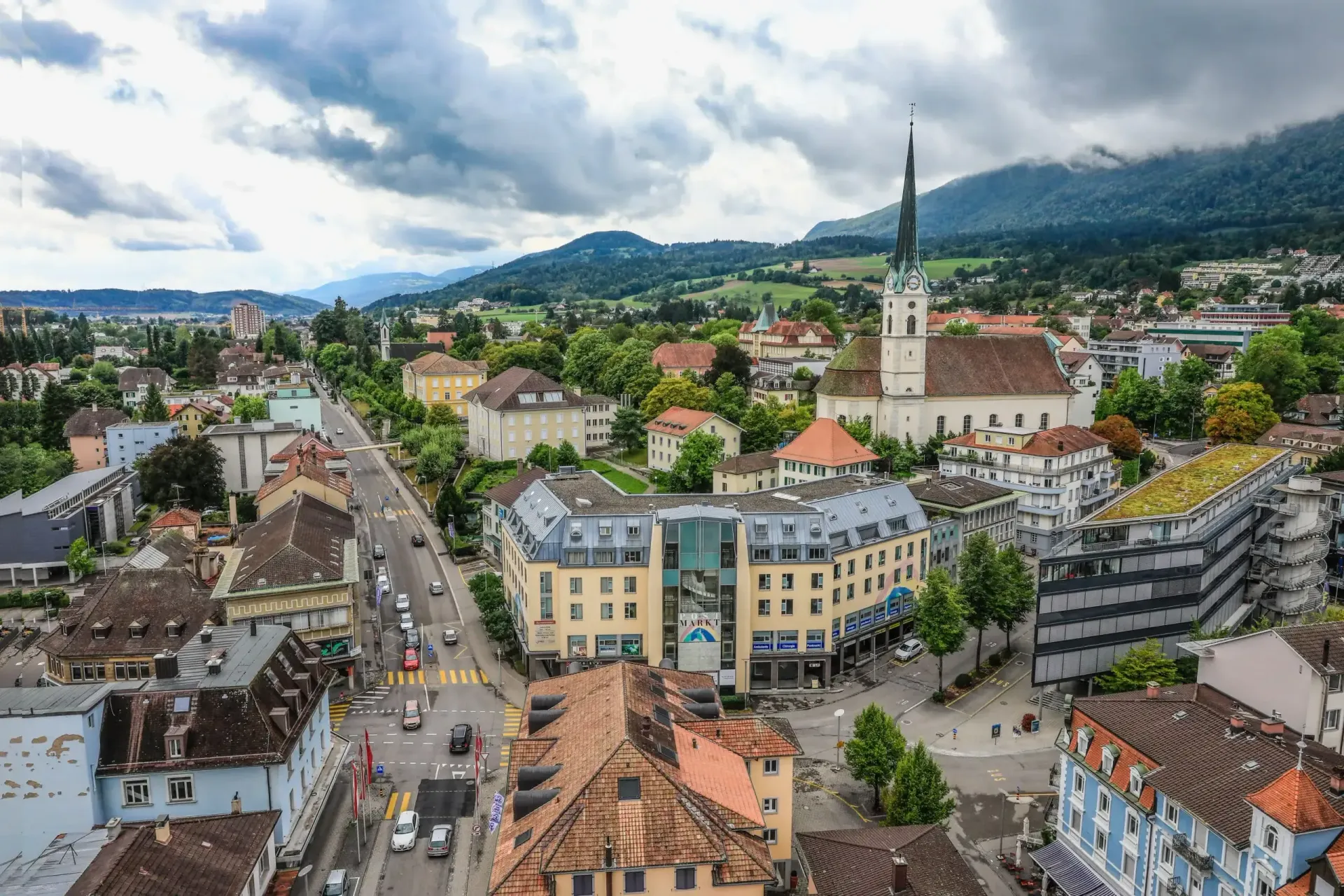 Taxi - Grenchen - Jura Taxi & Transport Schülertransport