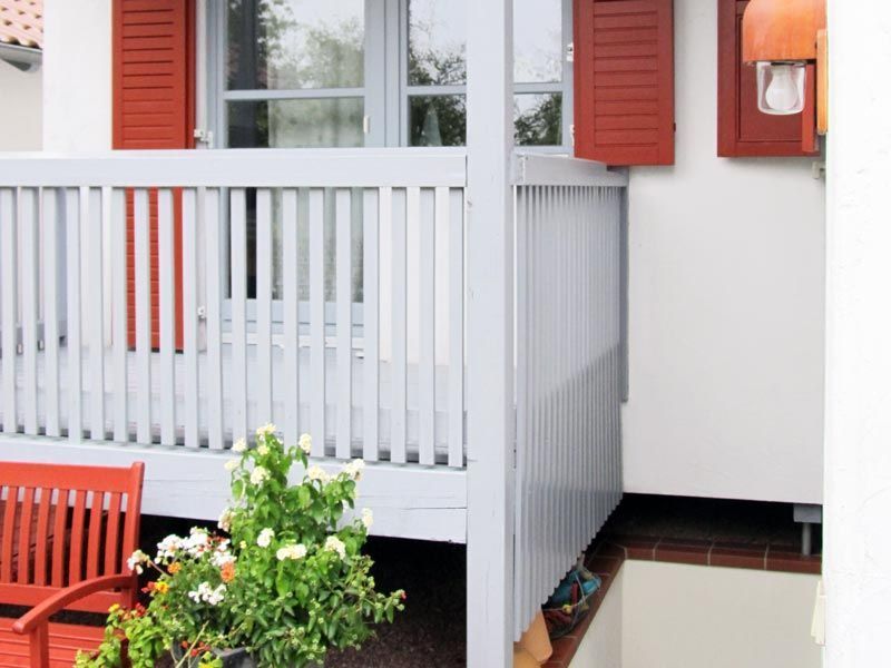 Uwe Fischer HOLZBAU in Coburg-Creidlitz, Zimmerei, Angebotserstellung, Carports, Terrassen, Pergolen, Dacheindeckungen, Dachstühle, Gauben, Modernisierungen, Dachflächenfenster, Handel mit Baumaterialien, Dachsanierung, Dachdämmung, Umbauten, Ausbauten, Dachausbauten, Umdeckungen