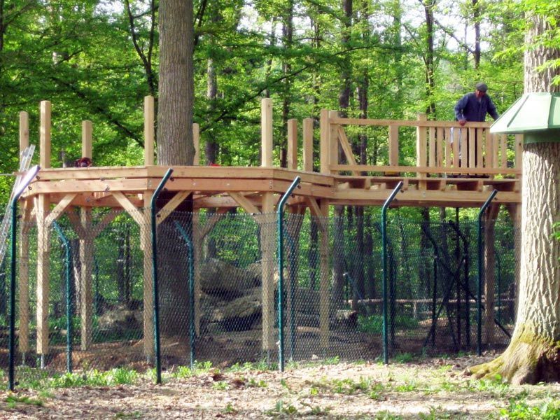 Uwe Fischer HOLZBAU in Coburg-Creidlitz, Zimmerei, Angebotserstellung, Carports, Holzterrassen, Terrassen, Pergolen, Dacheindeckungen, Dachstühle, Gauben, Modernisierungen, Dachflächenfenster, Handel mit Baumaterialien, Dachsanierung, Dachdämmung, Umbauten, Ausbauten, Dachausbauten, Umdeckungen