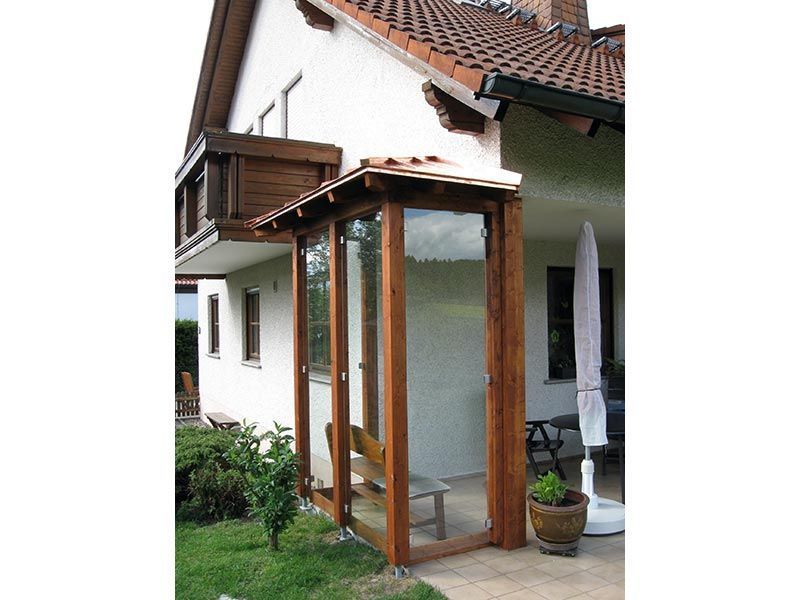 Uwe Fischer HOLZBAU in Coburg-Creidlitz, Zimmerei, Angebotserstellung, Carports, Terrassen, Pergolen, Dacheindeckungen, Dachstühle, Gauben, Modernisierungen, Dachflächenfenster, Handel mit Baumaterialien, Dachsanierung, Dachdämmung, Umbauten, Ausbauten, Dachausbauten, Umdeckungen