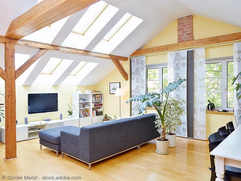 Uwe Fischer HOLZBAU in Coburg-Creidlitz, Zimmerei, Angebotserstellung, Carports, Terrassen, Pergolen, Dacheindeckungen, Dachstühle, Gauben, Modernisierungen, Dachflächenfenster, Handel mit Baumaterialien, Dachsanierung, Dachdämmung, Umbauten, Ausbauten, Dachausbauten, Umdeckungen