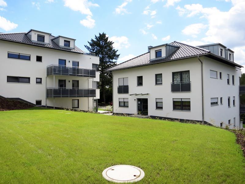 Uwe Fischer HOLZBAU in Coburg-Creidlitz, Zimmerei, Angebotserstellung, Carports, Terrassen, Pergolen, Dacheindeckungen, Dachstühle, Gauben, Modernisierungen, Dachflächenfenster, Handel mit Baumaterialien, Dachsanierung, Dachdämmung, Umbauten, Ausbauten, Dachausbauten, Umdeckungen