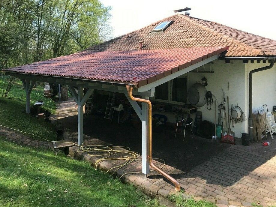 Uwe Fischer HOLZBAU in Coburg-Creidlitz, Zimmerei, Angebotserstellung, Carports, Terrassen, Pergolen, Dacheindeckungen, Dachstühle, Gauben, Modernisierungen, Dachflächenfenster, Handel mit Baumaterialien, Dachsanierung, Dachdämmung, Umbauten, Ausbauten, Dachausbauten, Umdeckungen