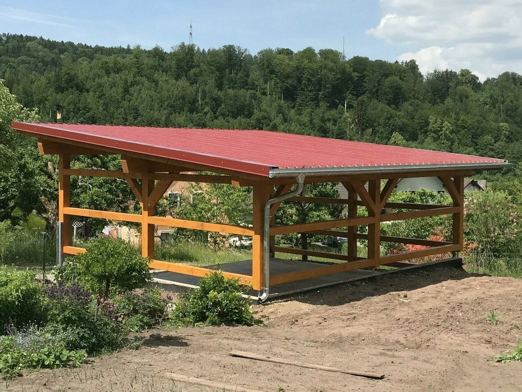 Uwe Fischer HOLZBAU in Coburg-Creidlitz, Zimmerei, Angebotserstellung, Carports, Terrassen, Pergolen, Dacheindeckungen, Dachstühle, Gauben, Modernisierungen, Dachflächenfenster, Handel mit Baumaterialien, Dachsanierung, Dachdämmung, Umbauten, Ausbauten, Dachausbauten, Umdeckungen