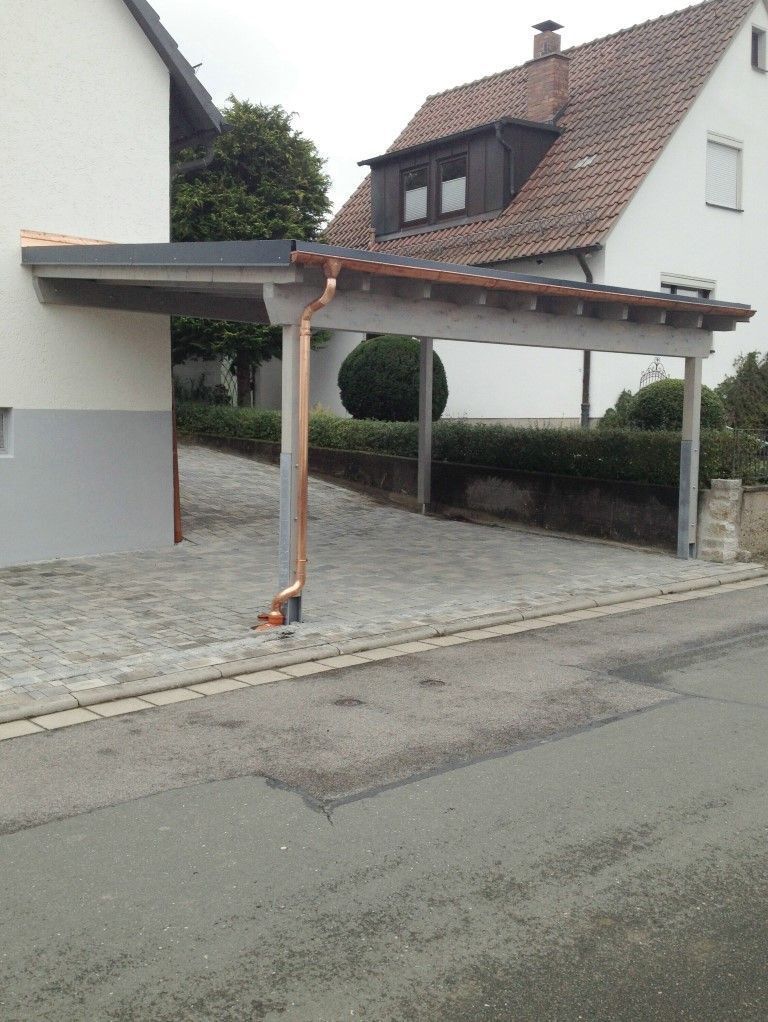 Uwe Fischer HOLZBAU in Coburg-Creidlitz, Zimmerei, Angebotserstellung, Carports, Terrassen, Pergolen, Dacheindeckungen, Dachstühle, Gauben, Modernisierungen, Dachflächenfenster, Handel mit Baumaterialien, Dachsanierung, Dachdämmung, Umbauten, Ausbauten, Dachausbauten, Umdeckungen