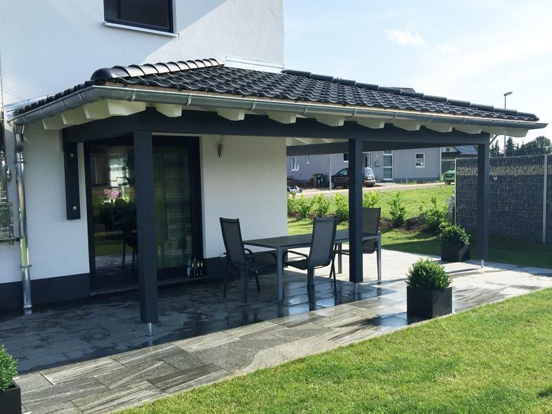 Uwe Fischer HOLZBAU in Coburg-Creidlitz, Zimmerei, Angebotserstellung, Carports, Terrassen, Pergolen, Dacheindeckungen, Dachstühle, Gauben, Modernisierungen, Dachflächenfenster, Handel mit Baumaterialien, Dachsanierung, Dachdämmung, Umbauten, Ausbauten, Dachausbauten, Umdeckungen