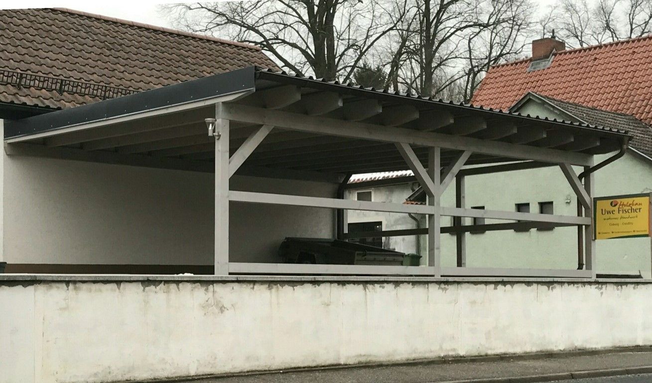 Uwe Fischer HOLZBAU in Coburg-Creidlitz, Zimmerei, Angebotserstellung, Carports, Terrassen, Pergolen, Dacheindeckungen, Dachstühle, Gauben, Modernisierungen, Dachflächenfenster, Handel mit Baumaterialien, Dachsanierung, Dachdämmung, Umbauten, Ausbauten, Dachausbauten, Umdeckungen