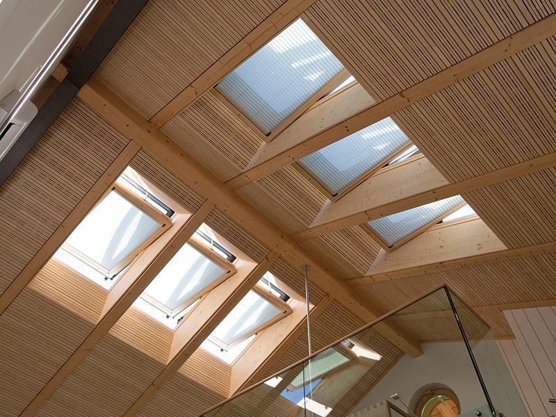 Uwe Fischer HOLZBAU in Coburg-Creidlitz, Zimmerei, Angebotserstellung, Carports, Holzterrassen, Terrassen, Pergolen, Dacheindeckungen, Dachstühle, Gauben, Modernisierungen, Dachflächenfenster, Handel mit Baumaterialien, Dachsanierung, Dachdämmung, Umbauten, Ausbauten, Dachausbauten, Umdeckungen