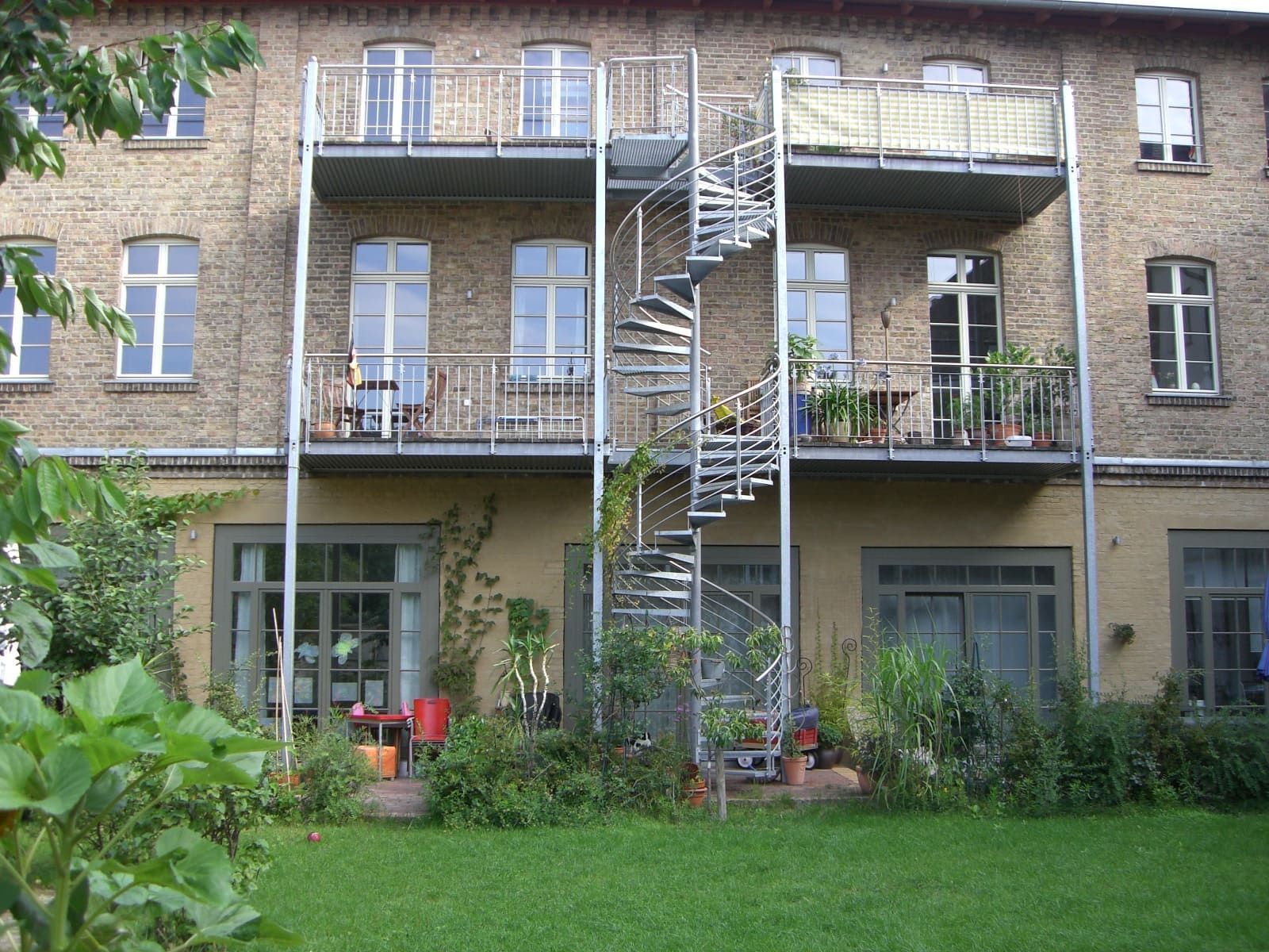 Balkonkonstruktoin aus Stahl