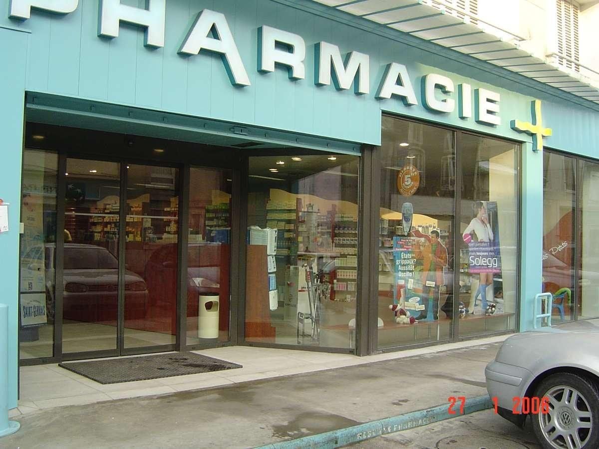 Vitrine pharmacie