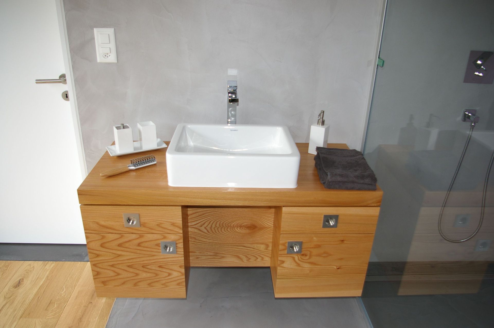 Chambovey Edouard ébénisterie menuiserie -