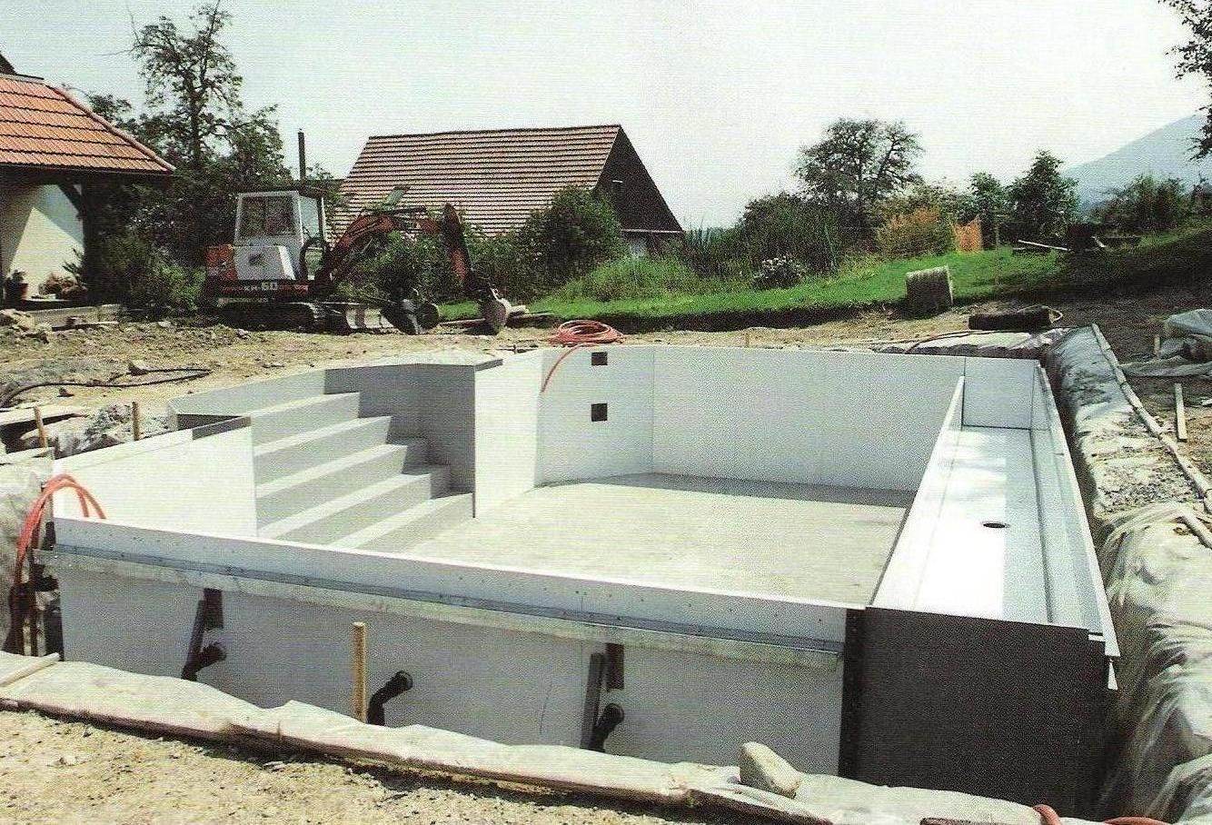 Sandwichkonstruktion Pool - Blue Line GmbH