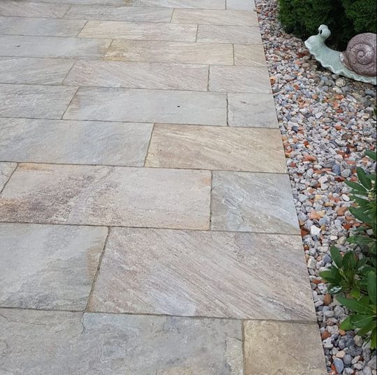 Gipsergeschäft - Plattenlegerarbeiten - Vanzanelli Gipser GmbH - Zürich