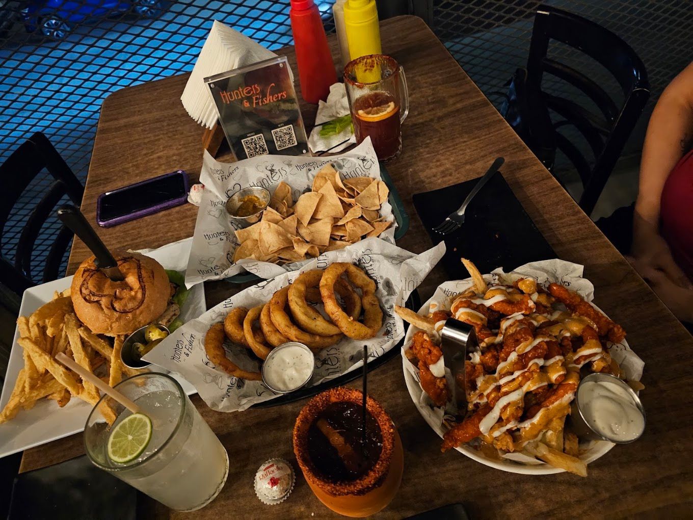 Hunters and Fishers restaurant in Puerto Peñasco